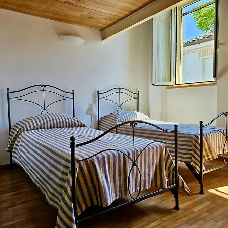 N266 - Numana, Deliziosa Casa In Centro Storico Lejlighed Numana