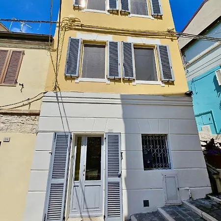 Lägenhet N266 - Numana, Deliziosa Casa In Centro Storico *